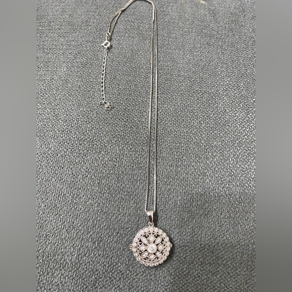 Sterling Silver- Opening Pendant & expandable necklace